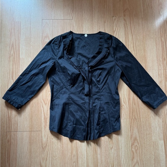Margaret O’Leary Black Ruffle Blouse Size Medium - Picture 1 of 6